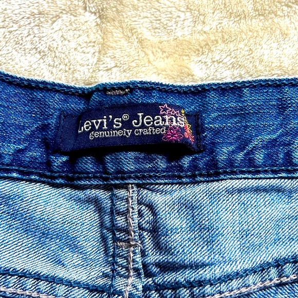 LEVI’S 🏝️ COTTON DESTROYED RIPPED DENIM FRINGED JEAN SHORTS Women’s 17/18 W40 - Picture 8 of 9